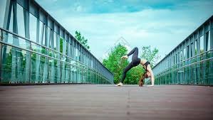 重磅！哈登伤未愈硬刚尼克斯，快船胜率险胜能否逆袭？