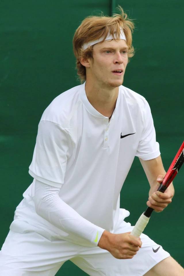 某队也曾经 某队也曾经